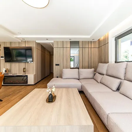 Aura Maris By Belmont Realty 公寓 *