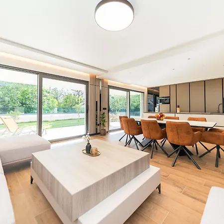 Aura Maris By Belmont Realty * 扎达尔