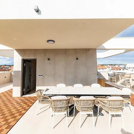 Aura Maris By Belmont Realty 公寓