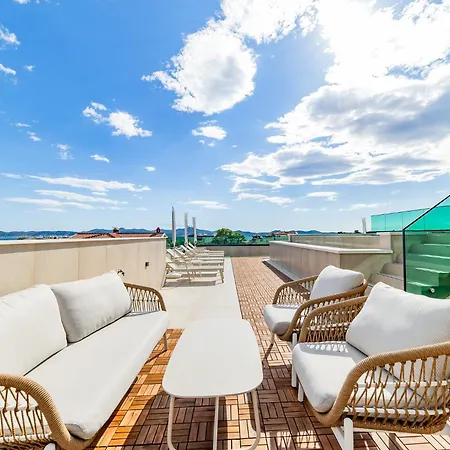 Aura Maris By Belmont Realty 公寓 *