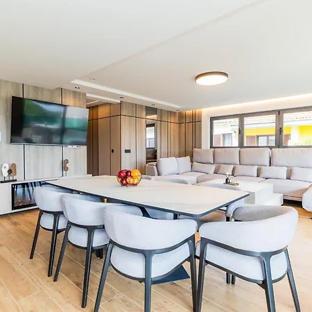 公寓 Aura Maris By Belmont Realty 扎达尔