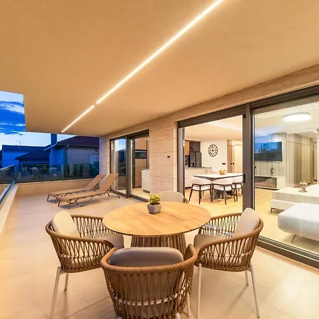 Aura Maris By Belmont Realty * 扎达尔