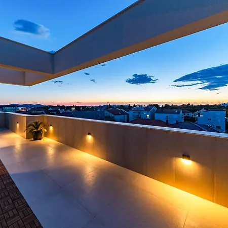 公寓 Aura Maris By Belmont Realty *