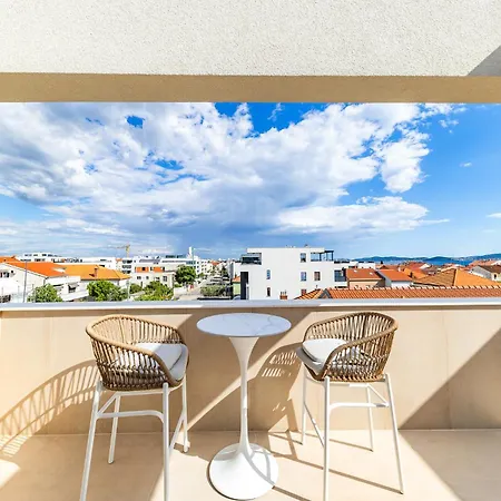 Aura Maris By Belmont Realty 公寓 *