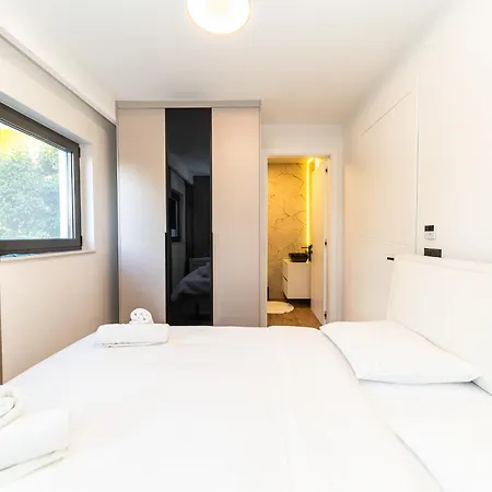 Апартаменты Aura Maris By Belmont Realty