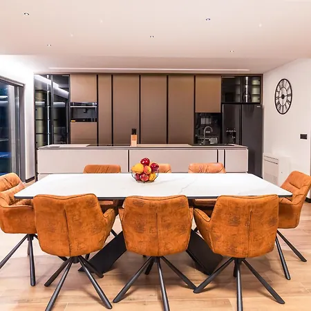 Aura Maris By Belmont Realty Задар