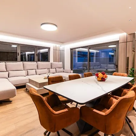 Aura Maris By Belmont Realty * Задар